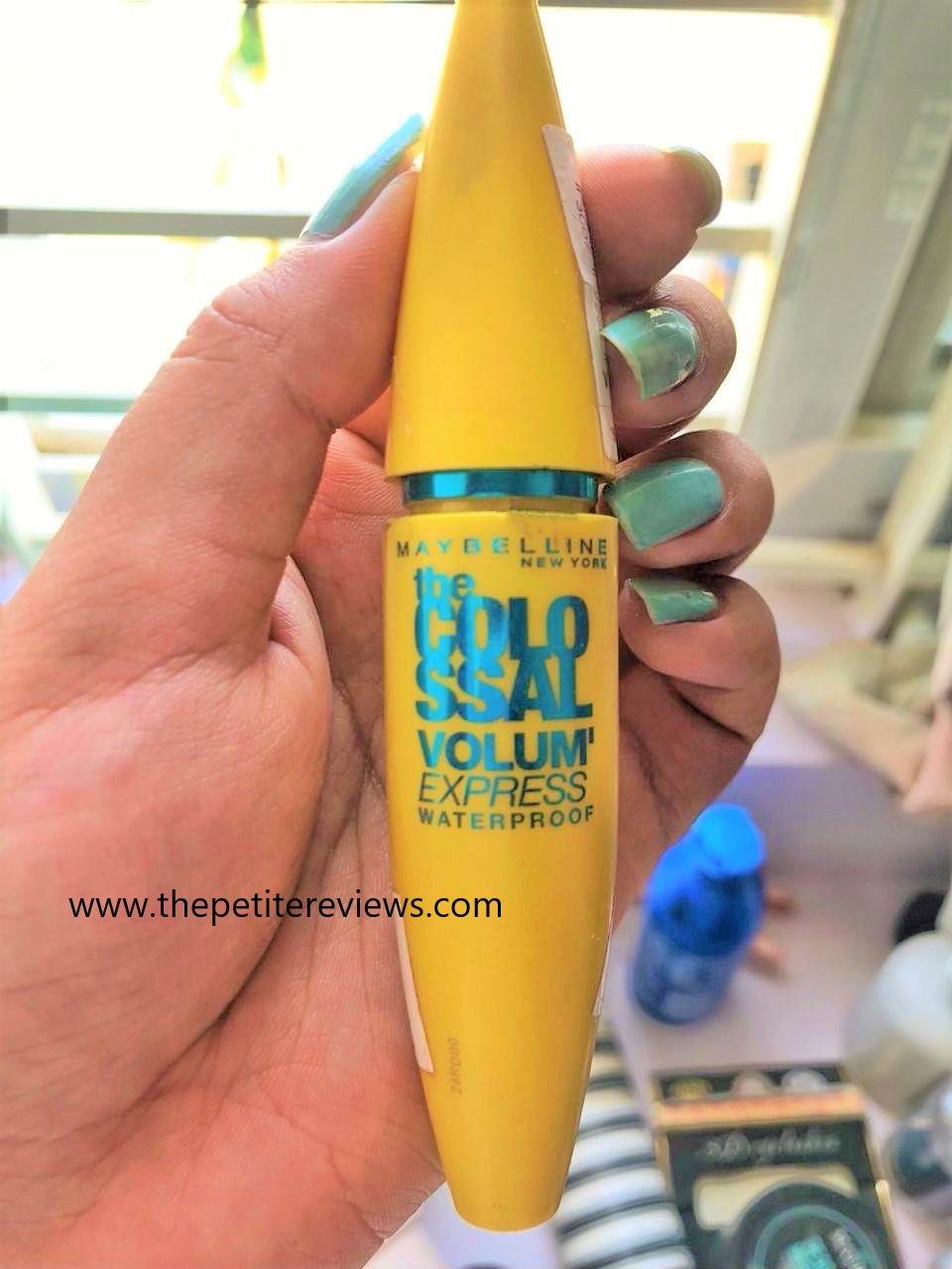 Maybelline New York Volume Express Colossal Mascara Review