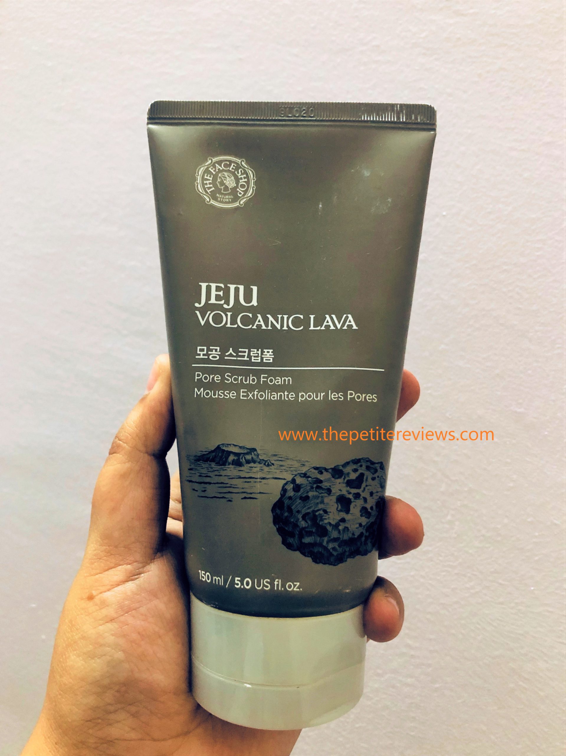 THE FACE SHOP Jeju Volcanic Lava Pore Scrub Foam Review