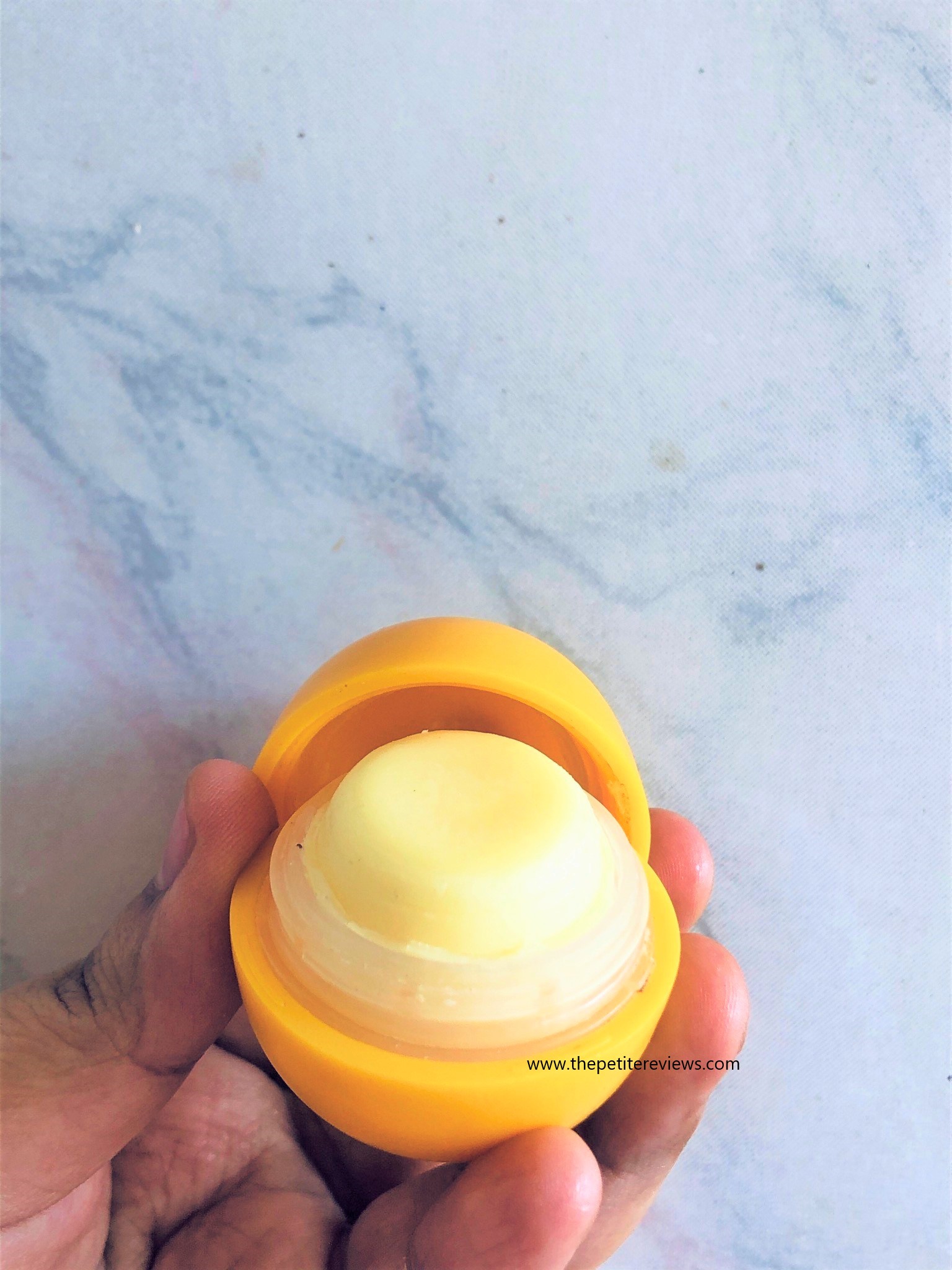 ORGANIC MANDYA Beeswax Lip Balm Review