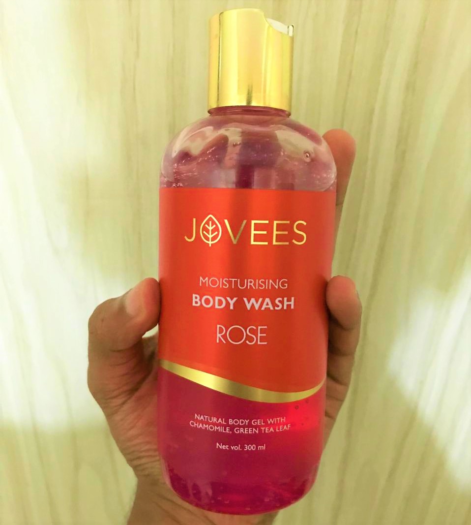 JOVEES Herbal Rose Moisturizing Body Wash Review