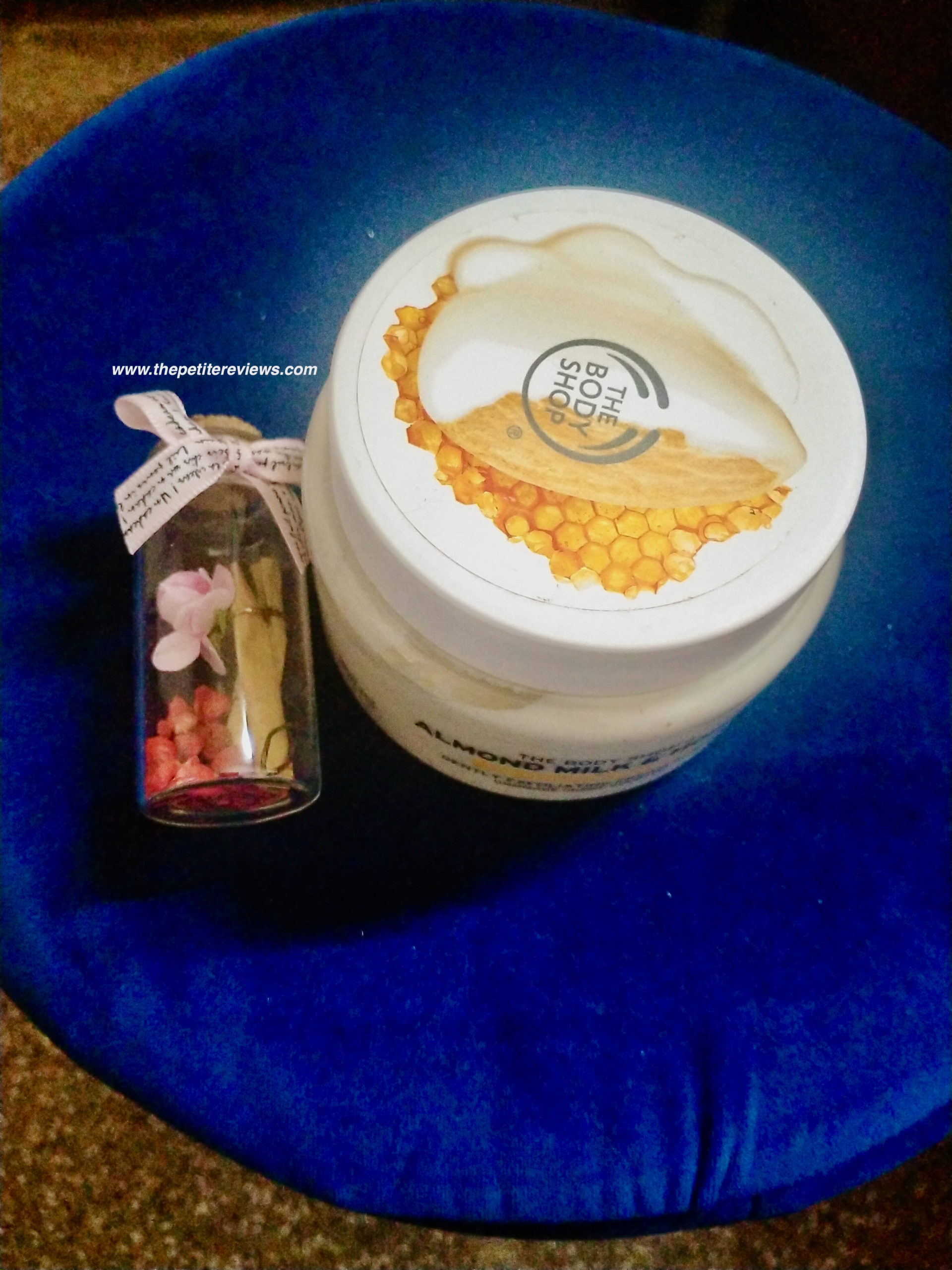 The Body Shop Almond Milk and Honey Body Scrub Review